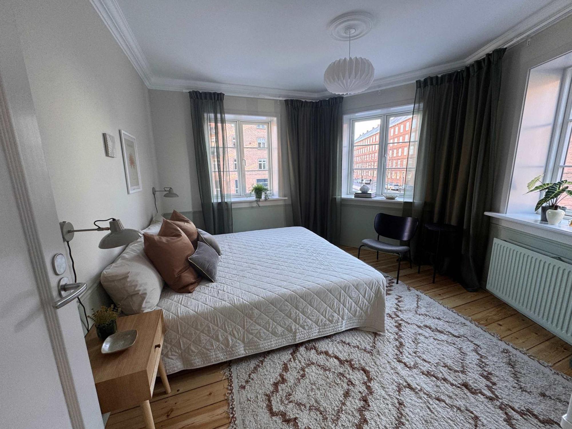Upscale 3br Lejlighed