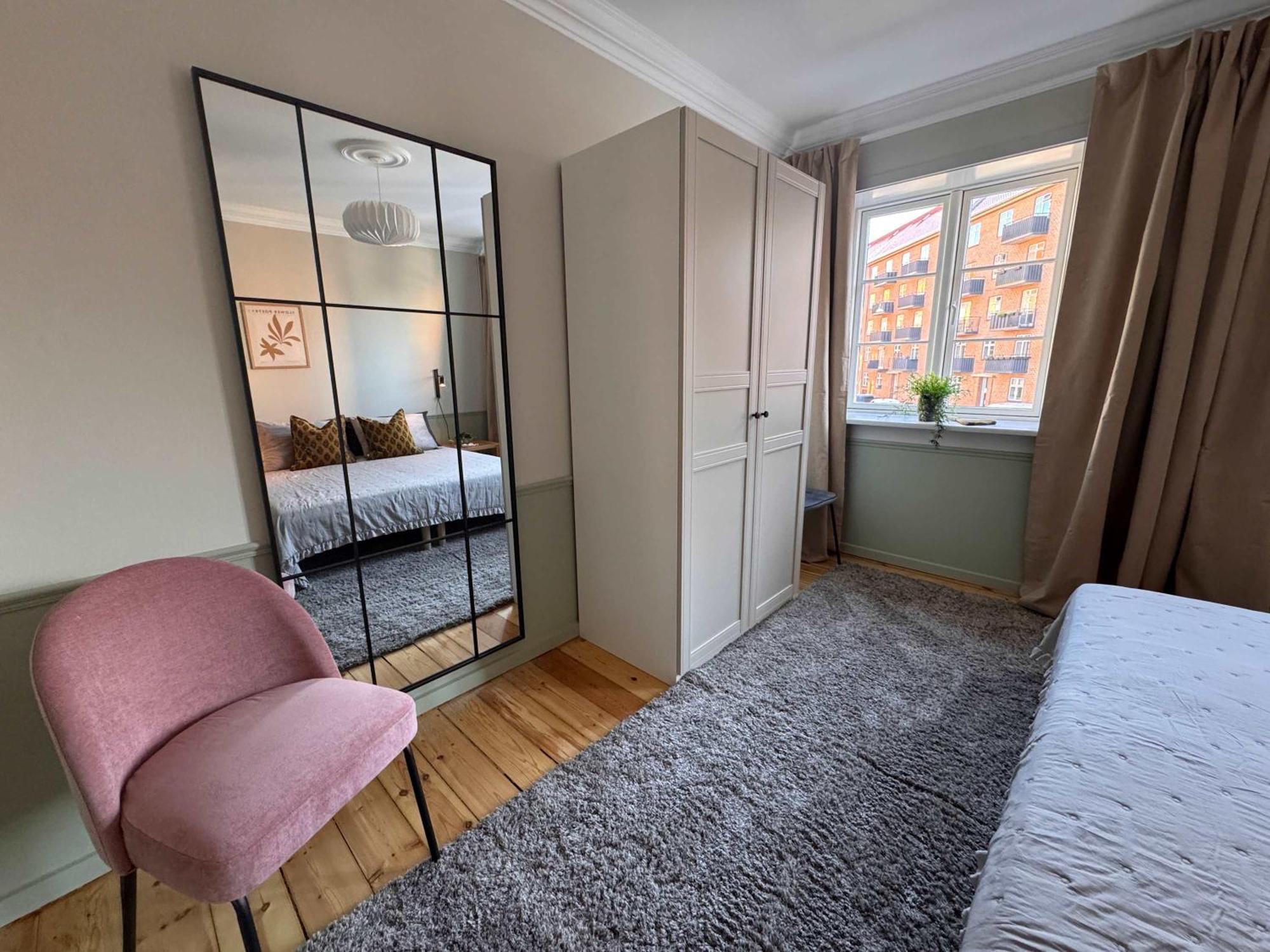 Upscale 3br Lejlighed *
